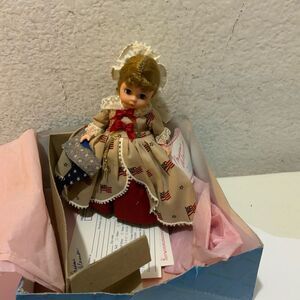 BETSY ROSS MADAME ALEXANDER DOLL BABY DOLL BRAND NEW WITH TAGS